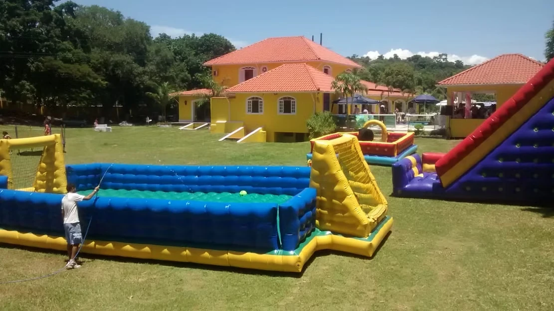 Imagem ilustrativa de Alugar futebol de sabão em Maricá