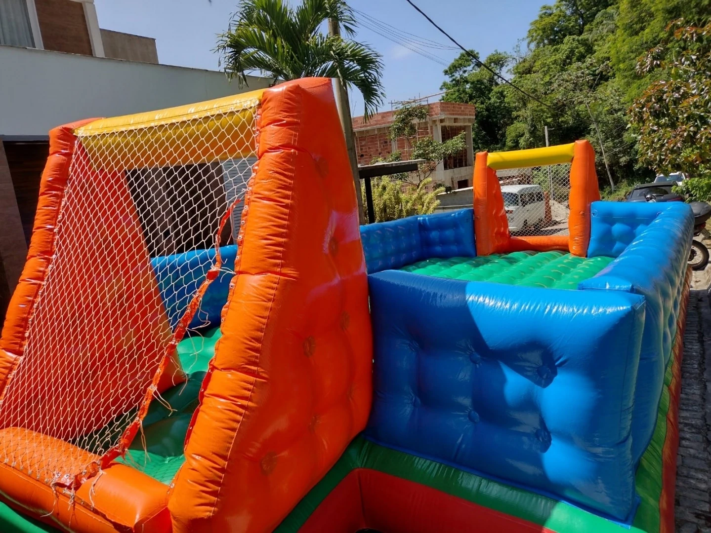 Aluguel de futebol de sabão em Maricá
