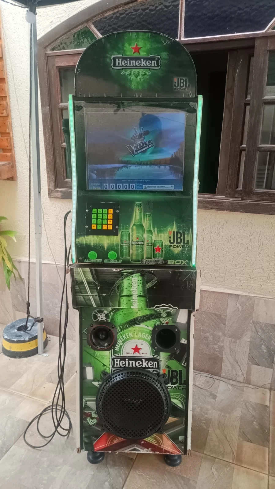 Aluguel de karaoke para festas em Maricá